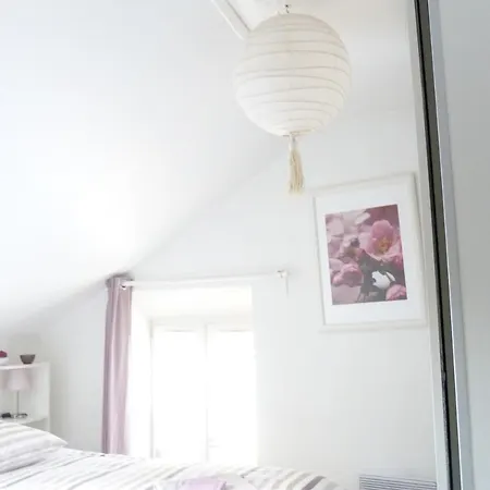 Halte Entre Terre Et A Tatil Evi